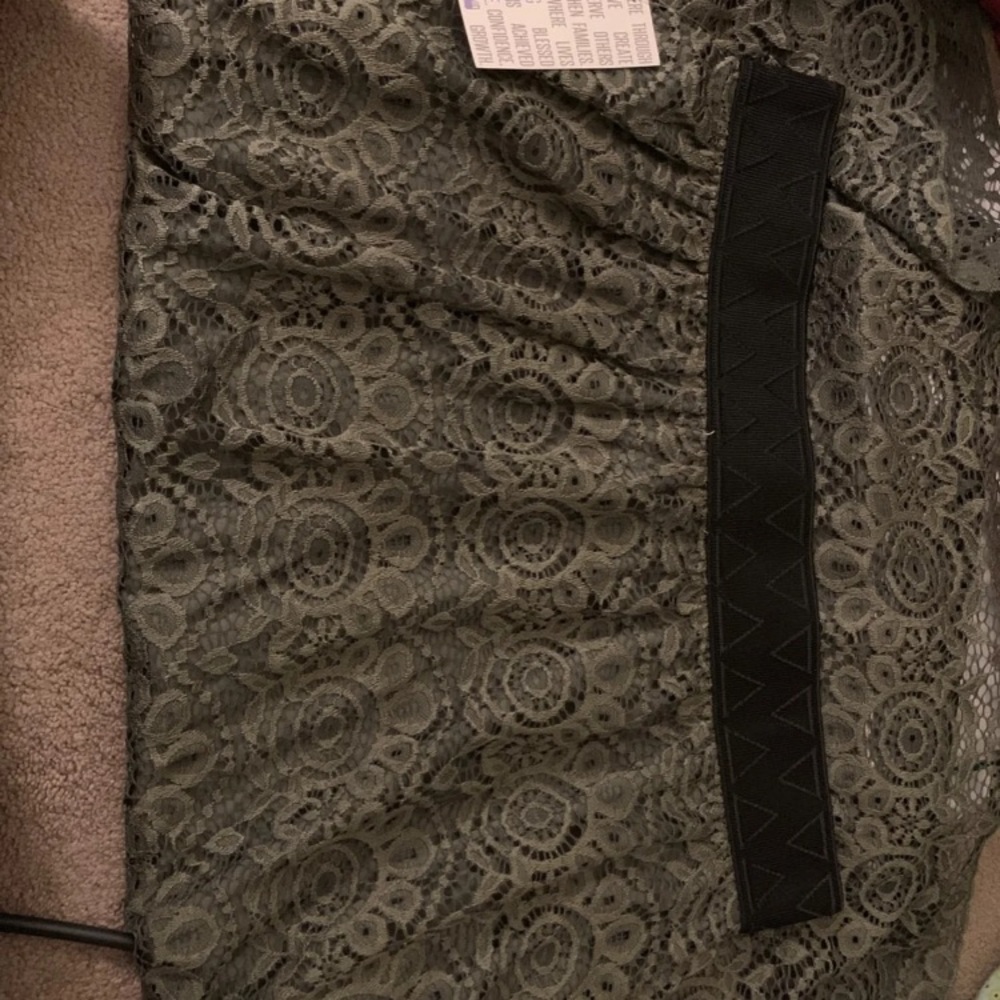 L Olive Lace Lola